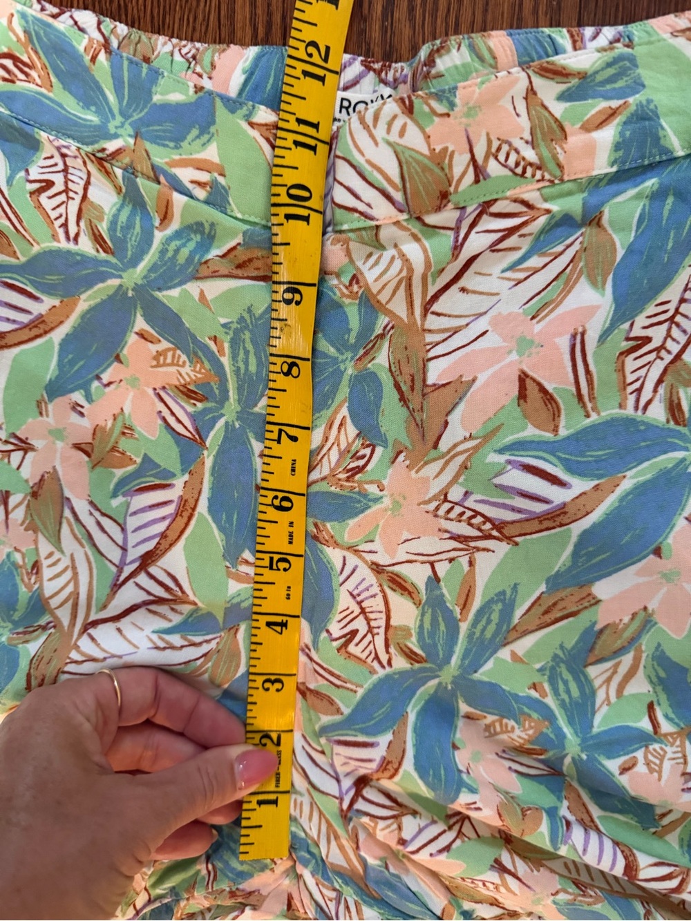 Roxy Midnight Avenue Beach Wide-Leg
Pant 100% Viscose Tropical Pull on Size M - Picture 11 of 11